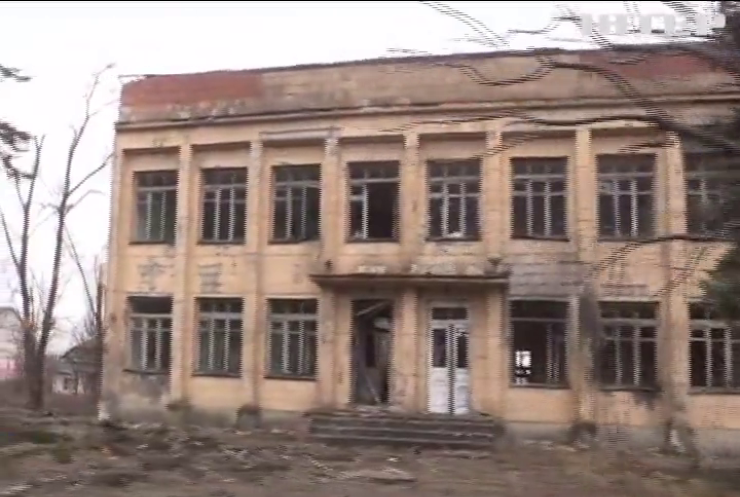 За ніч армійців на Донбасі атакували 4 рази