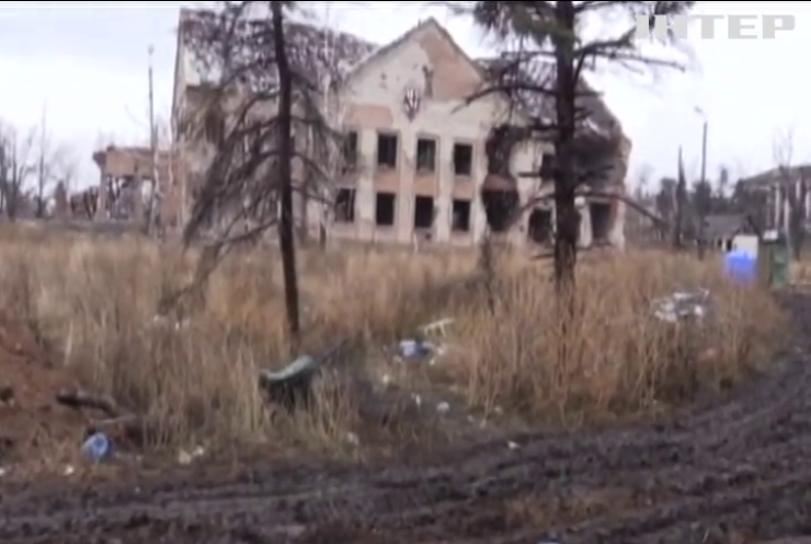 На Донбасі біля Кримського поранило чотирьох військових