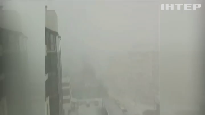 Львів замело снігом
