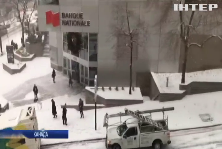 Сніг у Канаді спричинив масове ДТП (відео)