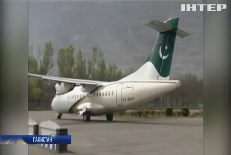 У Пакистані розбився літак: загинули 47 людей