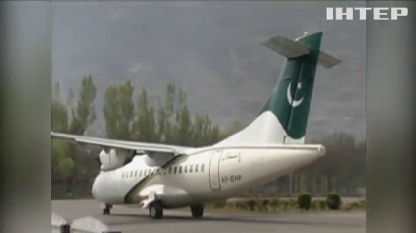 У Пакистані розбився літак: загинули 47 людей
