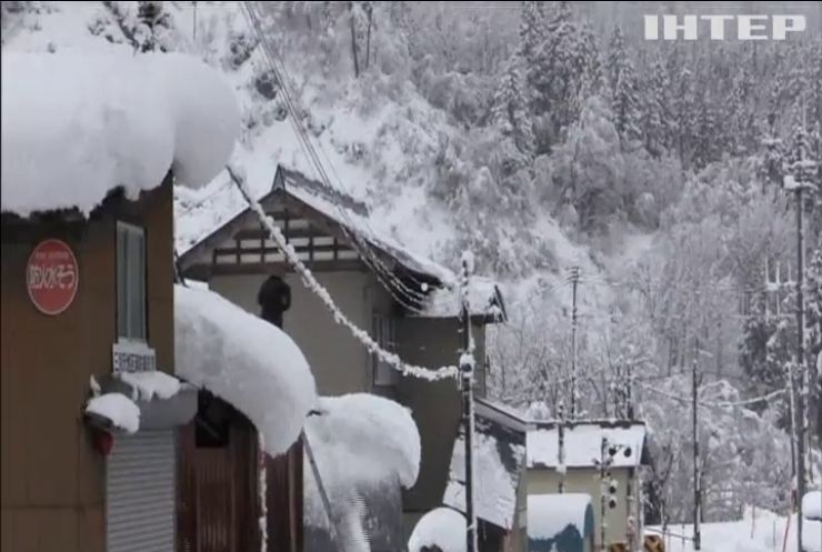 Японія потерпає від сильних снігопадів