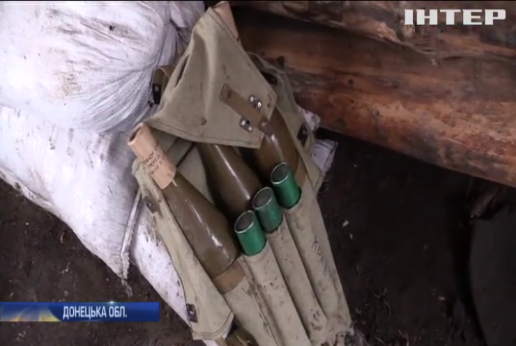 Військових на Донбасі атакують з сіл у "сірій зоні"