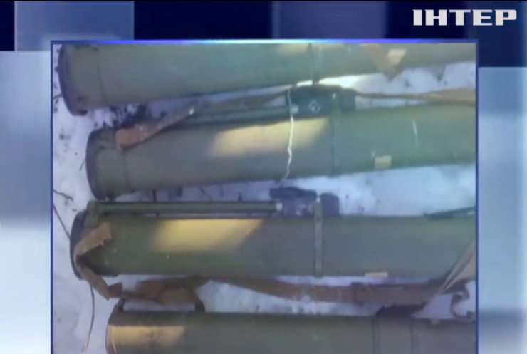 В зоні АТО СБУ знайшла дві схованки з боєприпасами