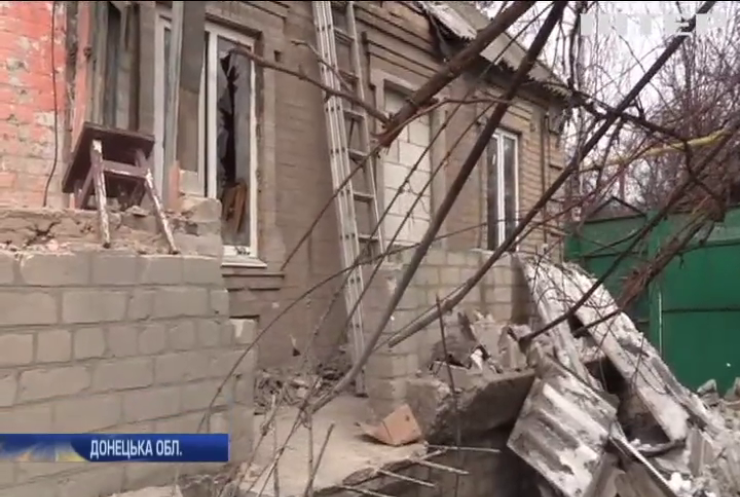 Бойовики з артилерії розстріляли будинки жителів Авдіївки 