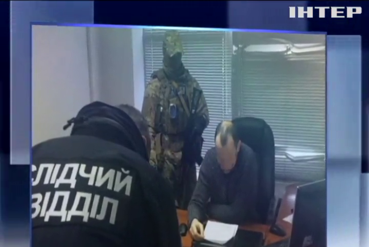 Митник з Одещини попався на хабарі