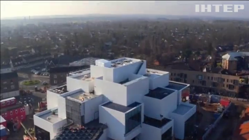 У Данії звели величезний будинок з "Лего"