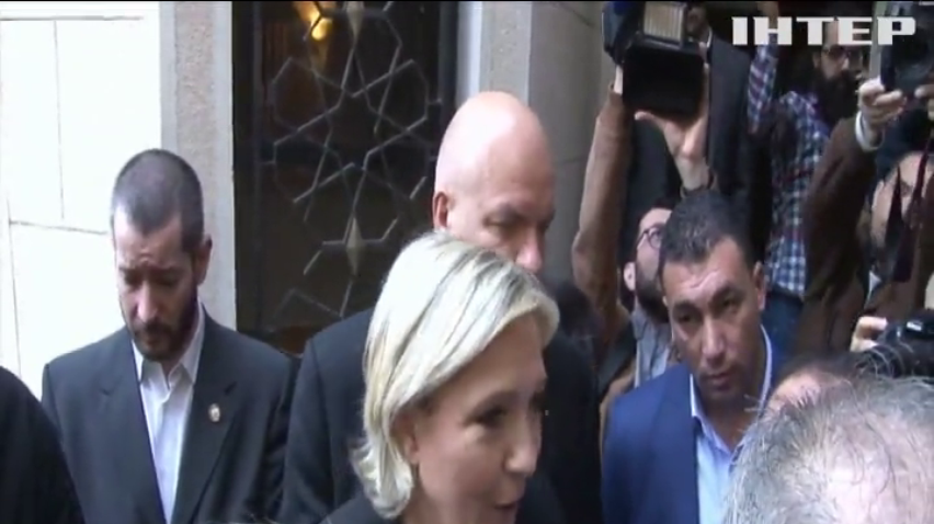 Кандидата в президенты Франции Ле Пен подозревают в коррупции 