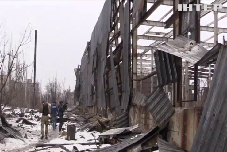 Біля аеропорту Донецька ворог відкривав вогонь з кулеметів