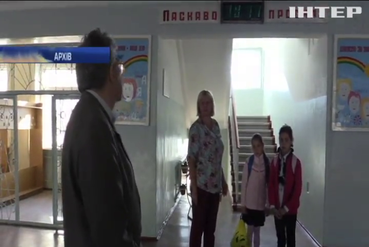 На Донеччині у шкільній їдальні отруїлися 60 дітей 