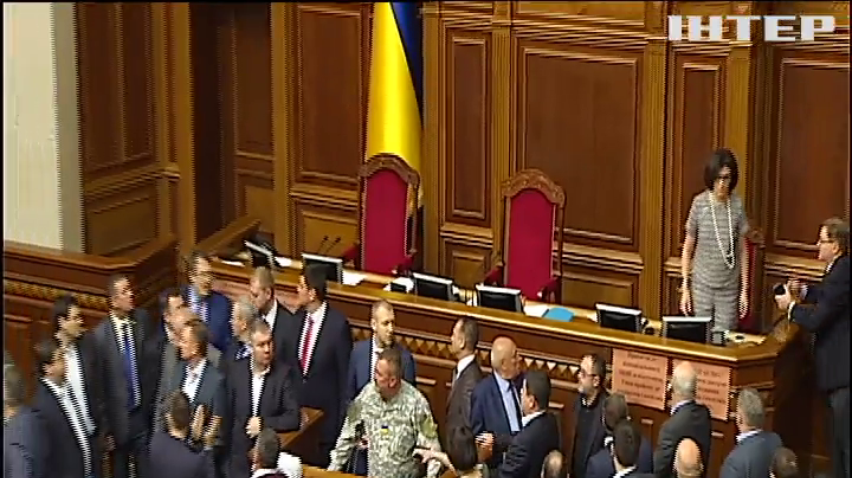 Блокадники під час сутички погрожували вирізати сім'ї поліцейських