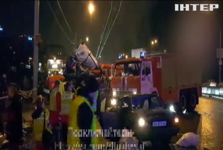 На Берестейці у Києві зіткнулися 5 автомобілів