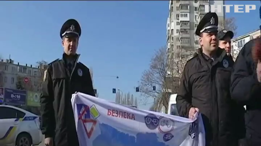 Поліція Одеси закликала поступатися дорогою "швидкій"