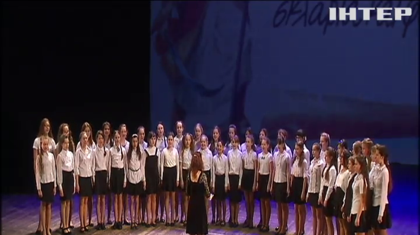 В театрі Франка діти підготували концерт до Дня незалежності Греції