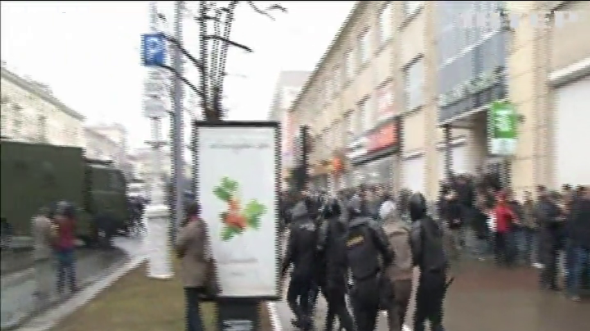 В Білорусі з ізолятора звільнили організатора акцій протесту