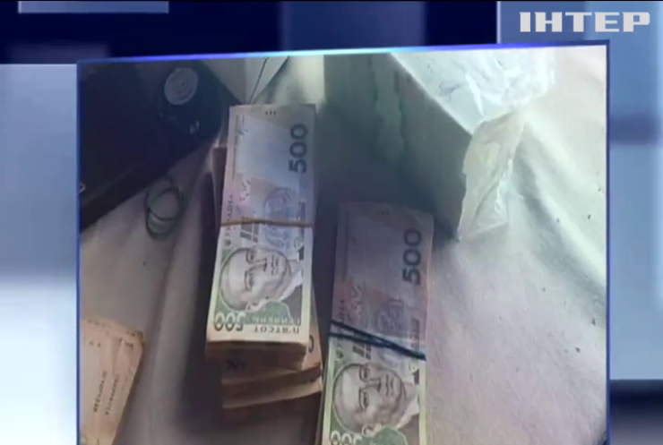 У Києві затримали чиновника районної адміністрації