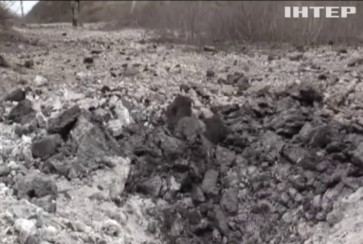 В зоні АТО поранені троє військових України