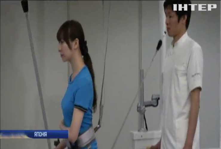 В Японії робот допомагатиме в реабілітації після травм і паралічу