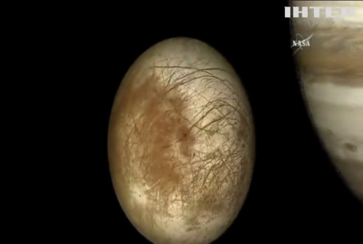 У НАСА заявили про можливість життя на Енцеладі