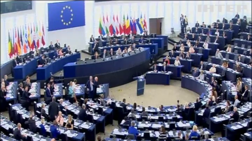 Марін Ле Пен звинувачують у фіктивному працевлаштуванні співробітників
