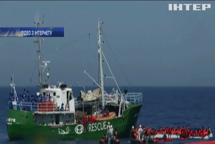 На Великодні свята в Середземному морі врятували 8 тисяч мігрантів