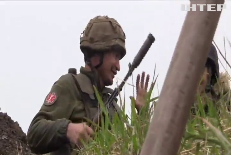 На Донбасі військові не відповідають на провокації бойовиків