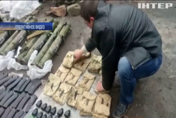 В Донецкой области нашли схрон боевиков ДНР