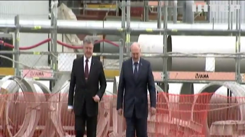 Порошенко и Лукашенко договорились упростить пересечение границы 
