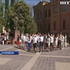 День вишиванки: у Кропивницькому влаштували танцювальний флешмоб