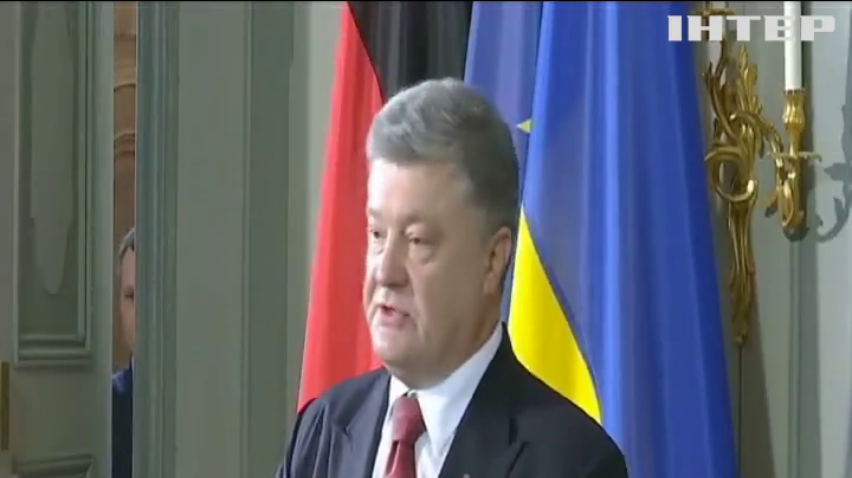 Порошенко и Меркель три часа вели переговоры (видео)
