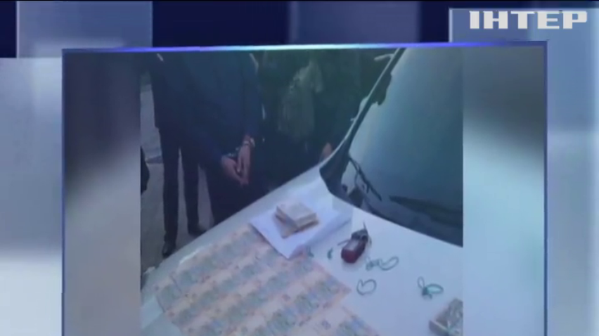 В Киеве на взятке в 285 тыс. гривен задержали полицейского