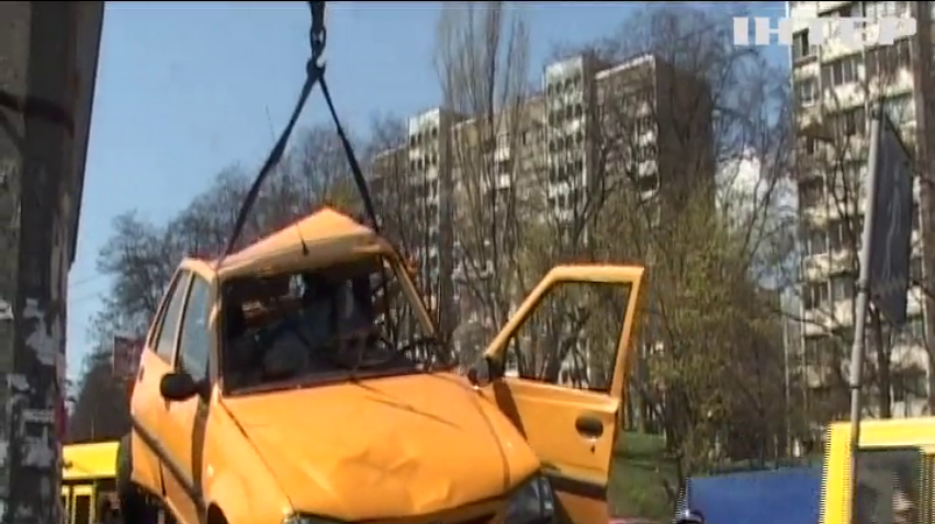 Украина теряет миллиарды долларов из-за аварий на дорогах