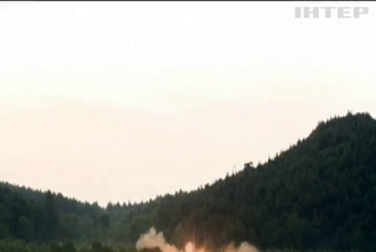 Межконтинентальная ракета Северной Кореи упала в территориальных водах Японии