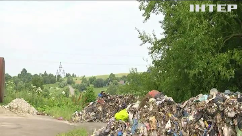 Мусор со Львова начали находить на Прикарпатье (видео)