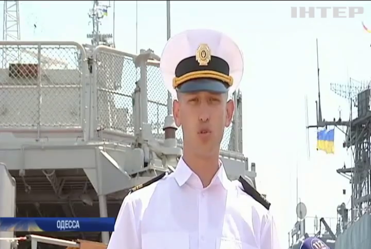 В Одессе на учениях "Си Бриз" продемонстрировали возможности военных кораблей