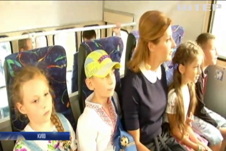 Дітей з зони АТО відправили на канікули на Кіпр