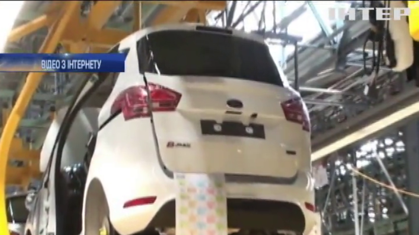 Ford відкликає 120 тисяч дефектних автомобілів