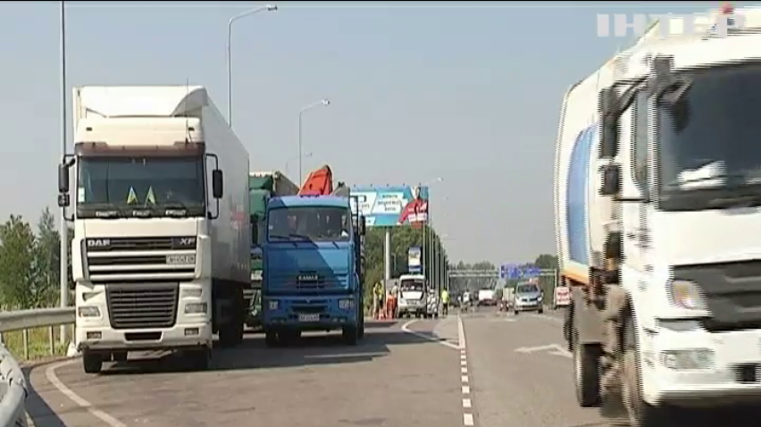 На Львівщині штрафують фури за проїзд у місто