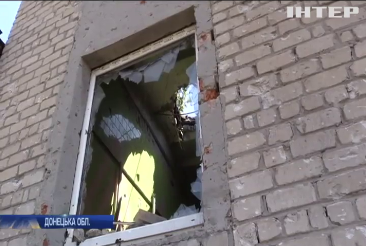 На Донеччині окупанти обстріляли українські позиції реактивними снарядами
