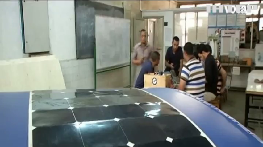 В Єгипті студенти створили електромобіль для інвалідів (відео)
