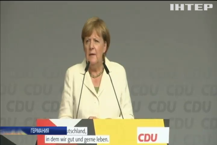 Ангелу Меркель освистали противники наплыва беженцев