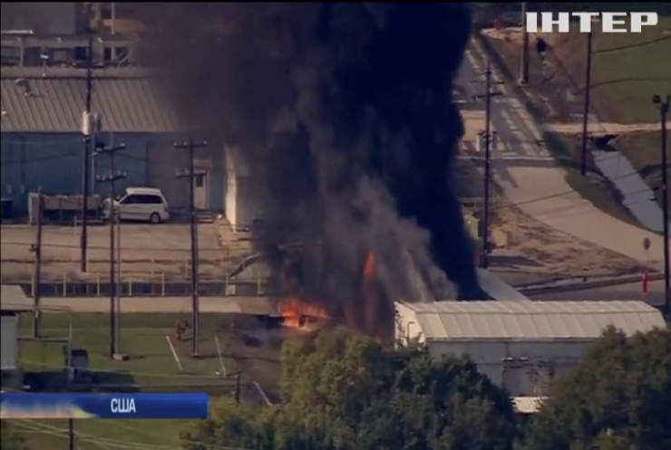 В Техасе горит химический завод 
