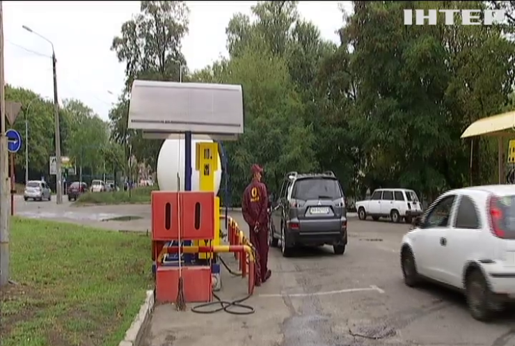 В Минэнерго подсчитали реальную цену газа на заправках