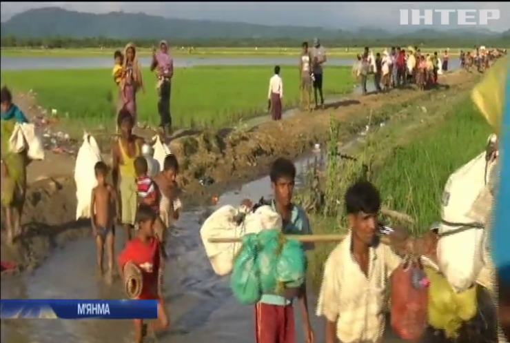 У М'янмі знищені 200 мусульманських поселень (відео)