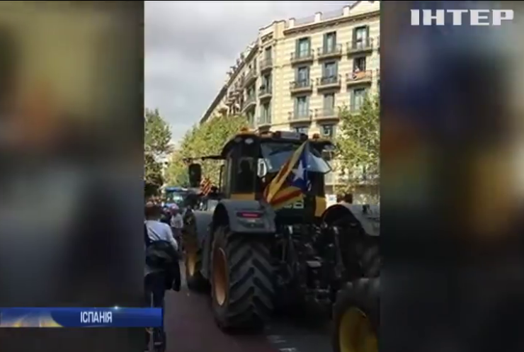 Референдум у Каталонії: фермери пікетують адмінбудівлі