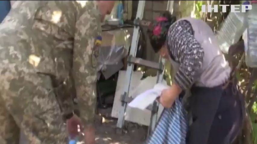 Війна на Донбасі: мешканці Авдіївки страждають від куль бойовиків