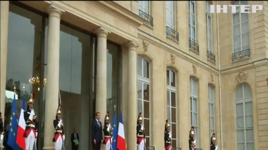Франція офіційно визнала прапор та гімн Євросоюзу