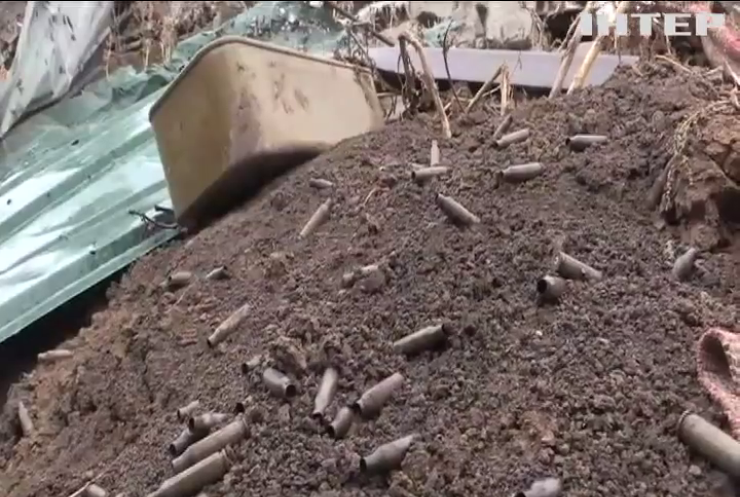 На Донеччині від куль бойовиків постраждав армієць