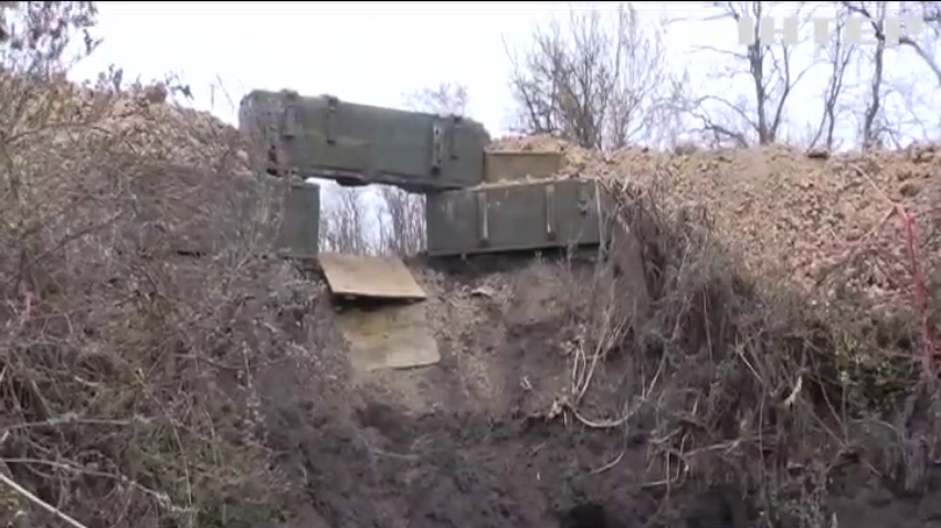Війна на Донбасі: на Троїцькому окупанти застосували реактивну артилерію